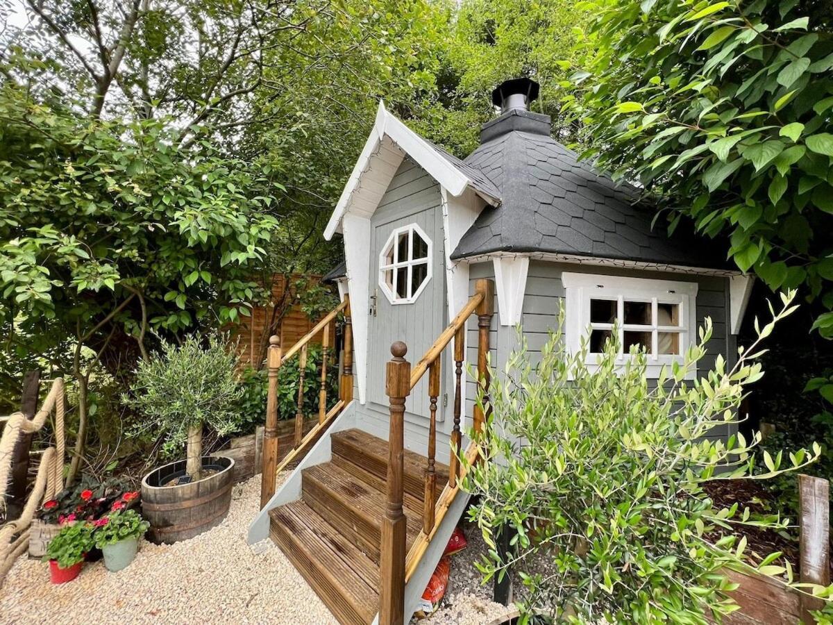 4 - Bbq Hut - Log Burner - Valley Views Pont Sticill Exterior photo